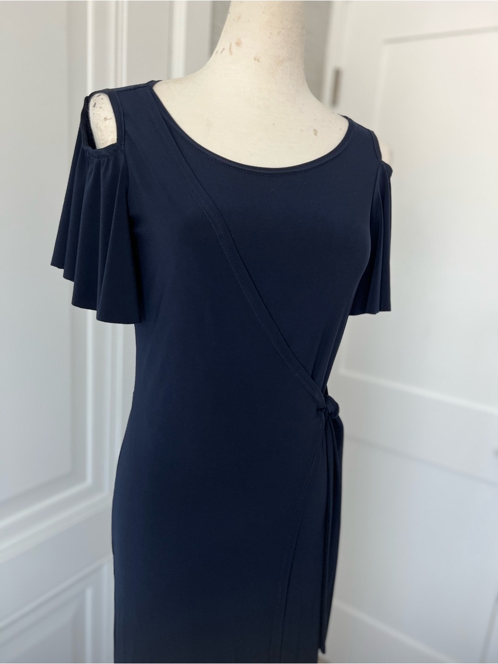 Ballroom Smooth Latin Practice wear Cold-Shoulder pantsuit with waist tie in Nav - Picture 7 of 11